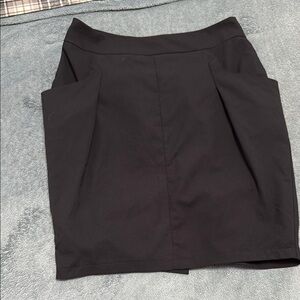 Black Mini Pencil Skirt with Pleated Style for Work